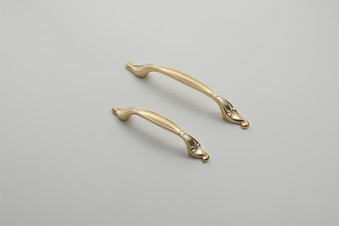 白い金ペンキの家具の引きの合金の骨董品の引出しの引きおよびノブ